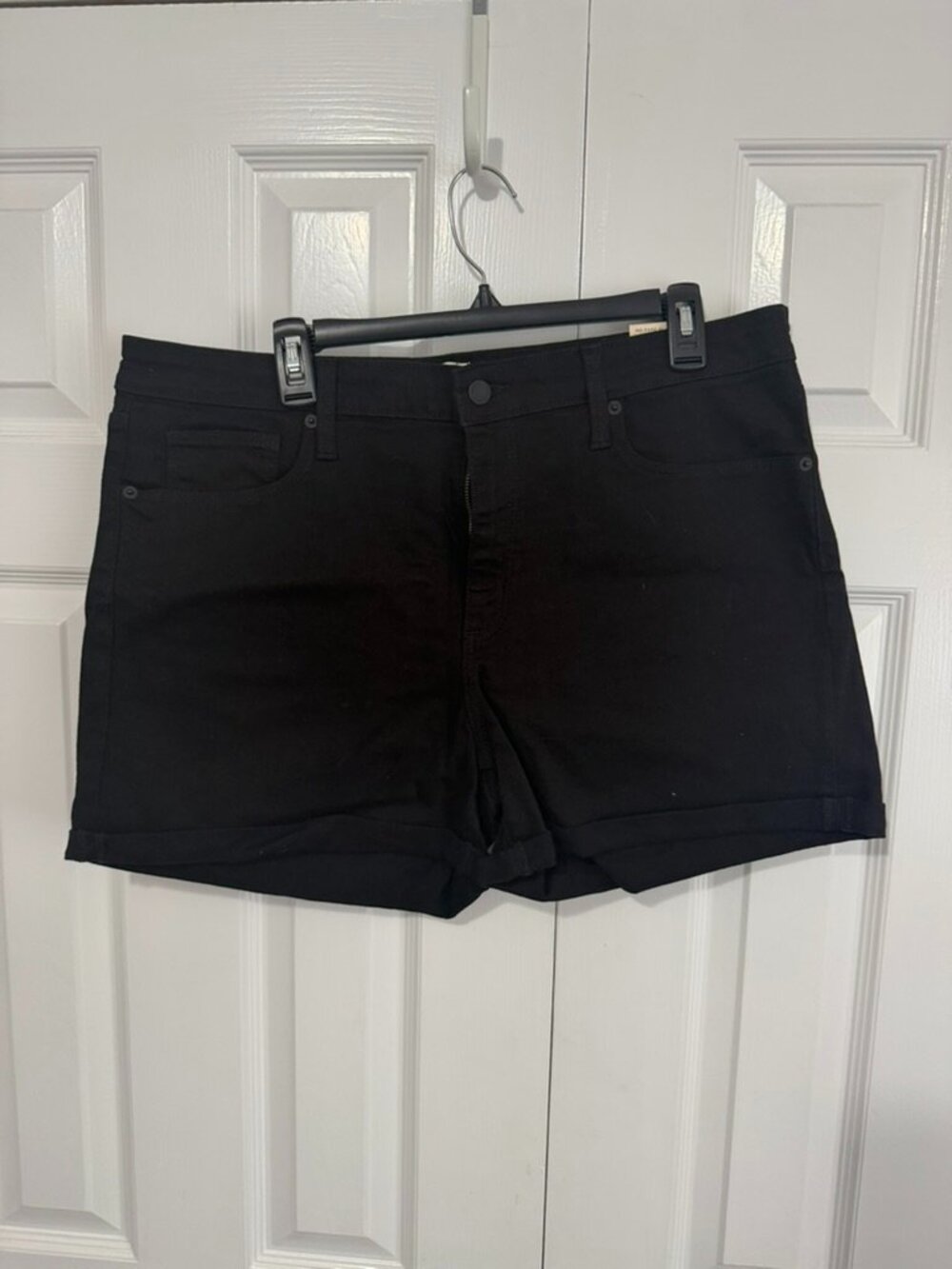 Universal Threads High Rise Midi Shorts Size 16 4" Inseam